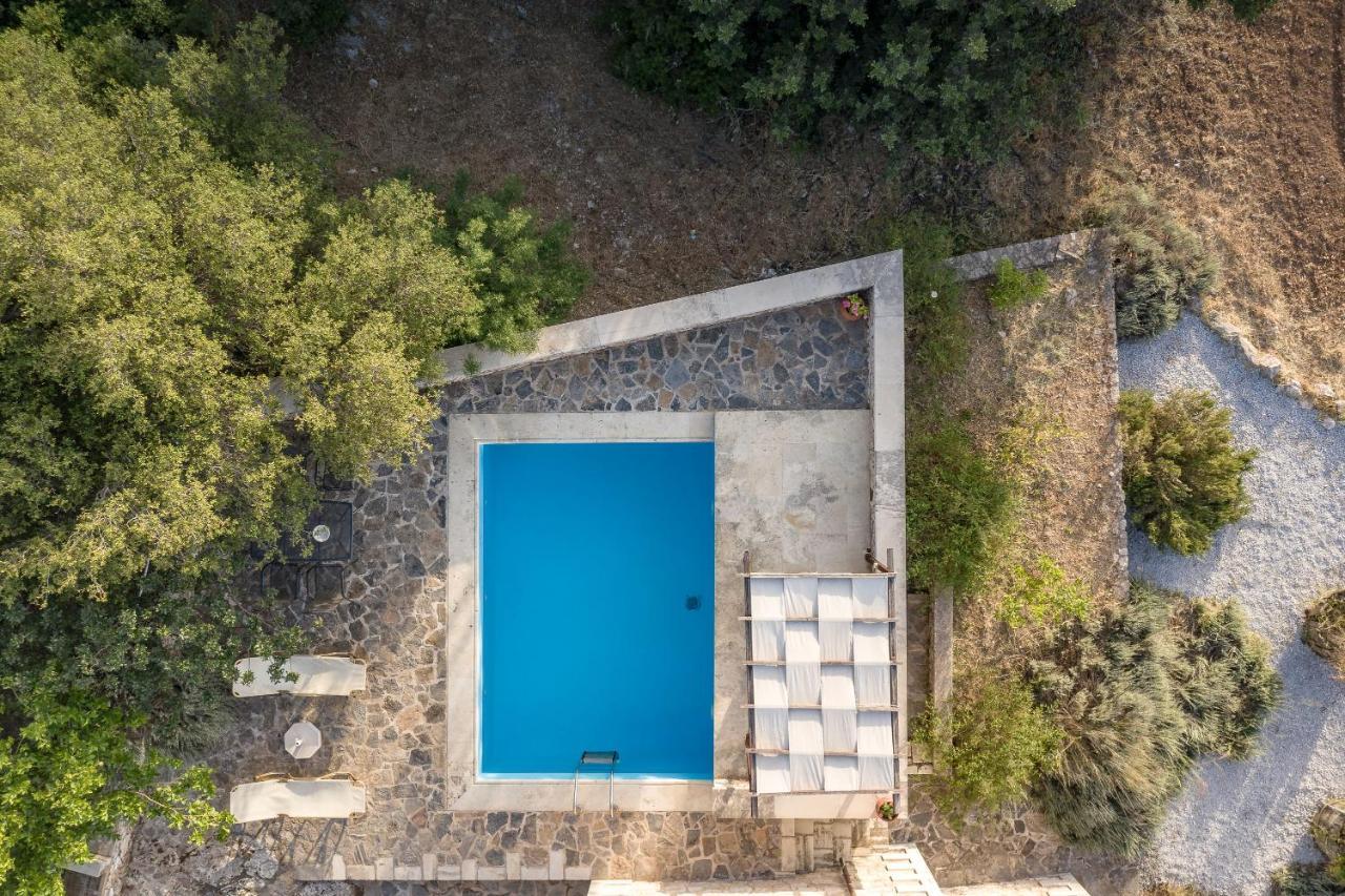 Koules Estate, With Private Pools & Bbq - Embracing Nature, By Thinkvilla Argouli Exterior foto
